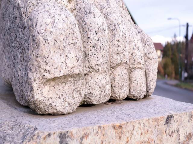 Kamień w centrum miasta